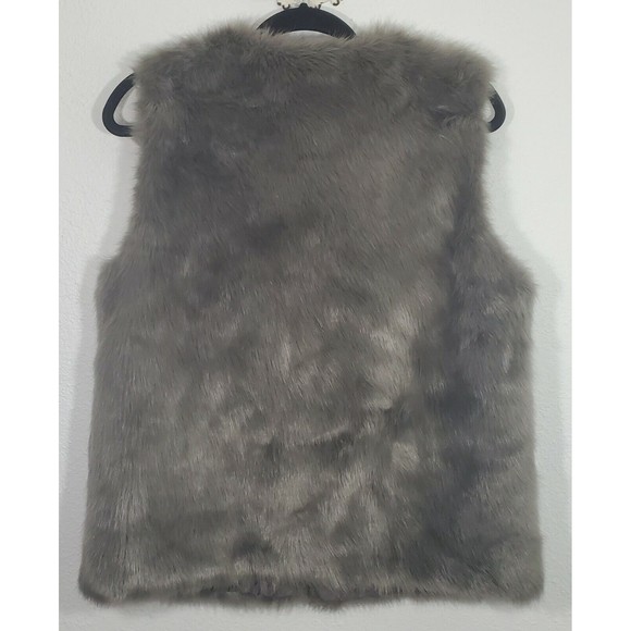 Silver Gray Faux Fur Vest Fully Lined Cozy Layering Piece Front Pockets Size L - Picture 3 of 9